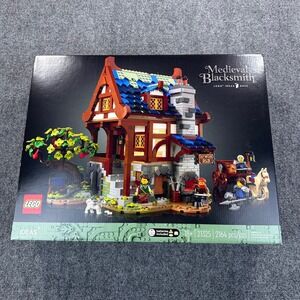 LEGO Ideas Medieval Blacksmith Set 21325 Building Toy 2164 Pcs 18+ Retired